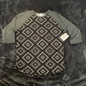 NWT LuLaRoe Randy Tee: Black and White Square Pattern and Grey Sleeves (XL)